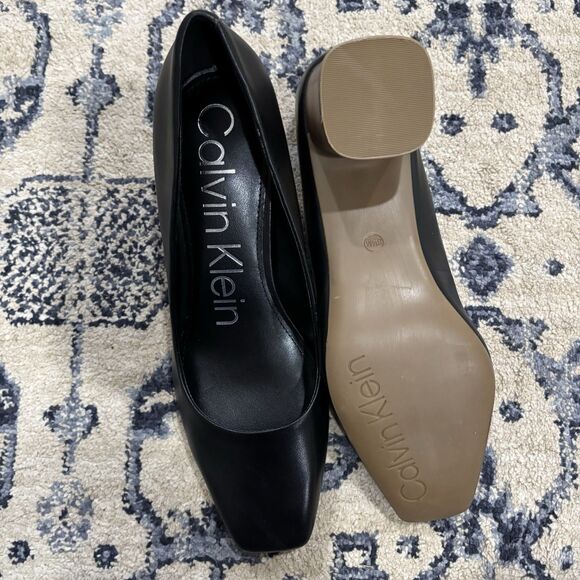 CALVIN KLEIN Square Toe Block Heel Dress Pump Women 8.5M Black Matte - Wood Heel - Picture 3 of 6
